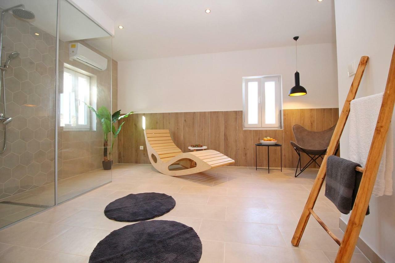 Villa Remusic Pool, Whirlpool, Sauna,4 Bedrooms, Amazing Landscape Smolonje Eksteriør billede