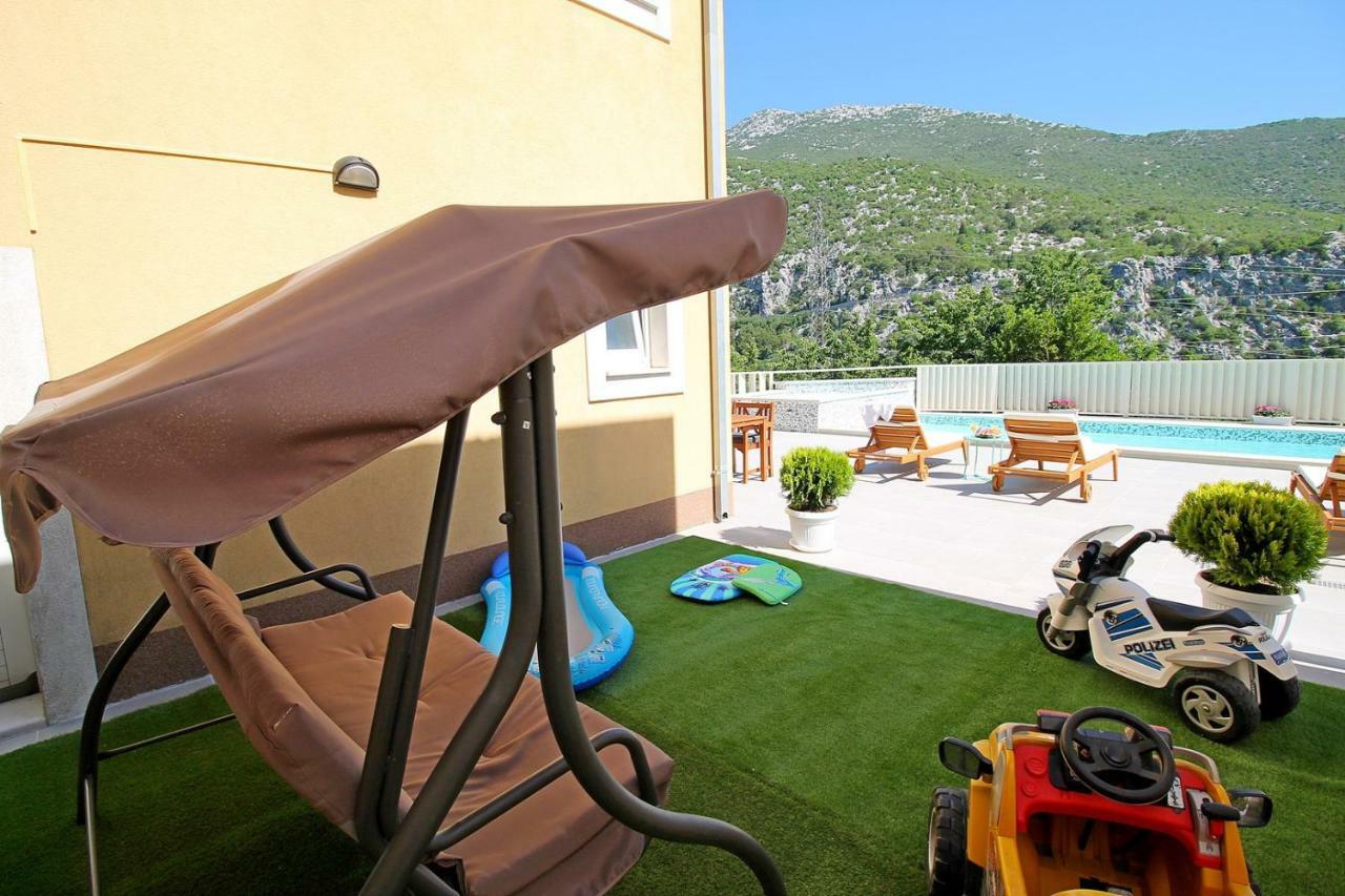 Villa Remusic Pool, Whirlpool, Sauna,4 Bedrooms, Amazing Landscape Smolonje Eksteriør billede